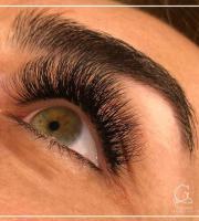 سالن زیبایی گلوریا در تهرانپارس - مدل کاشت مژه