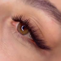 سالن زرافشان-کاشت مژه