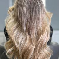 سالن زیبایی کازیوه - نمونه کار رنگ و لایت